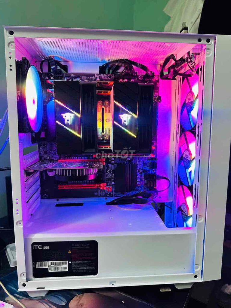 Case dual x99/ 2680v4/ 64gb/ rx550 4gb