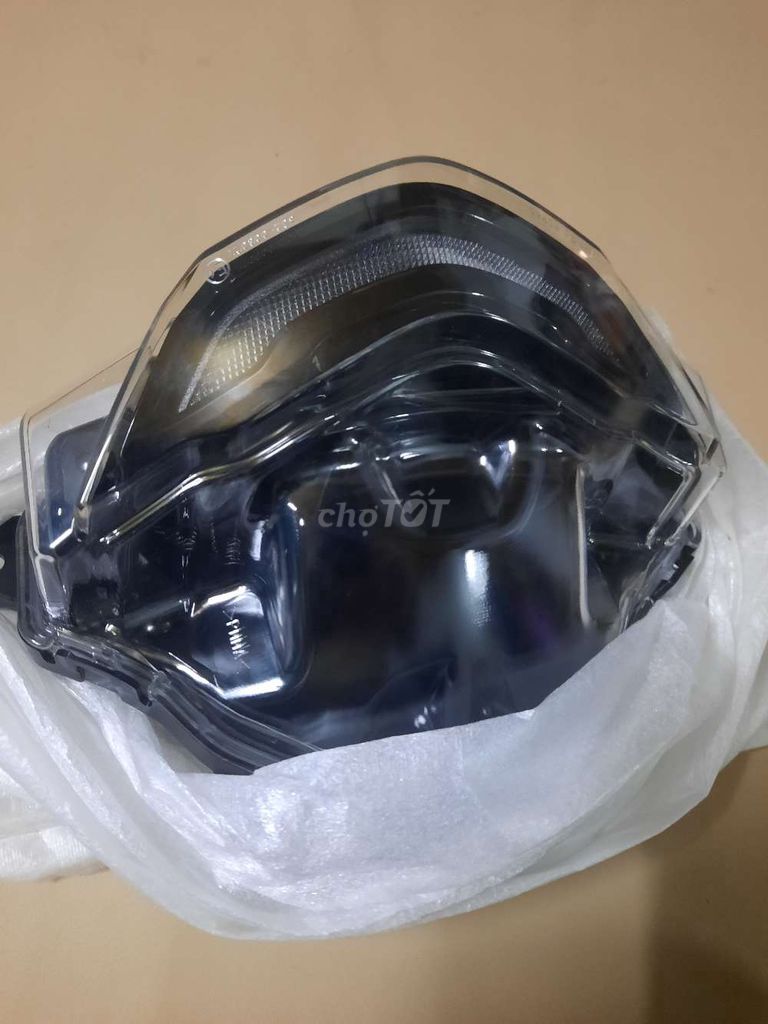 Đèn định vị Honda SH 350i Đen. Mua bán Phụ tùng xe tại Quận Tân Phú Tp Hồ Chí Minh được đăng bởi HUY TRẦN hình 1