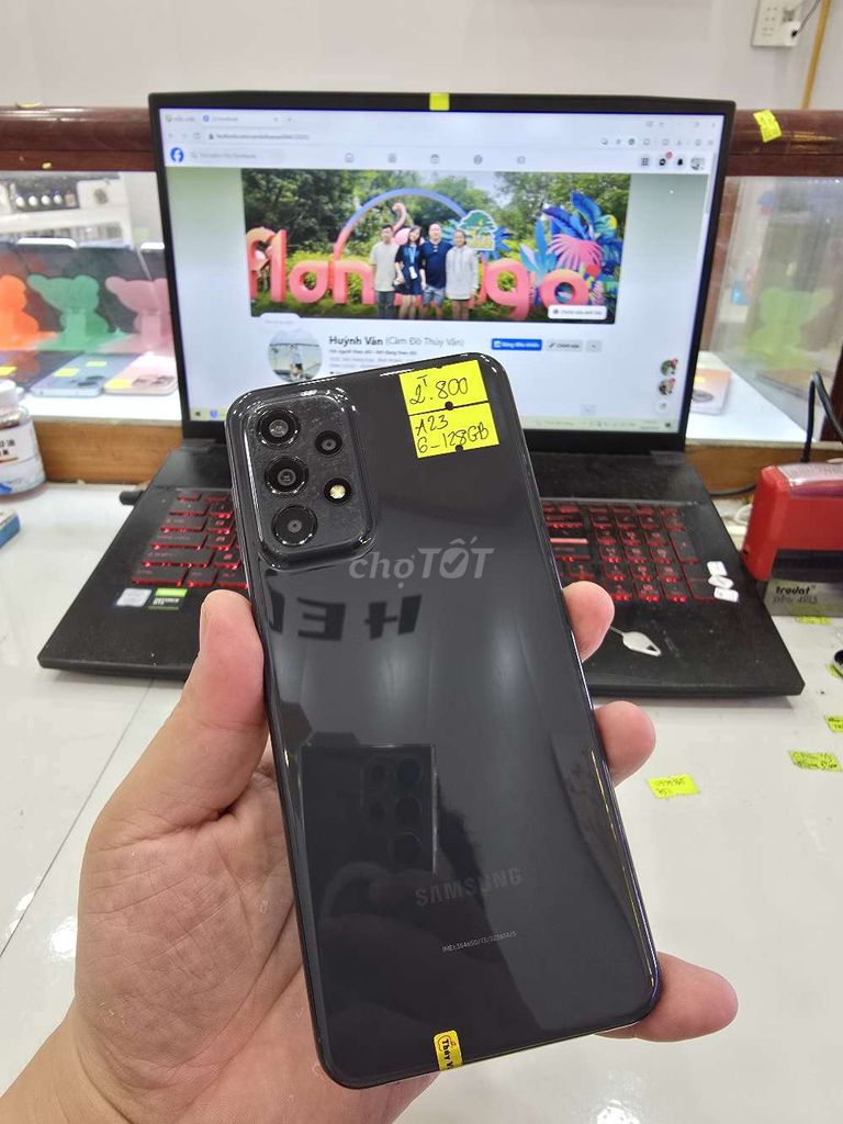 Samsung Galaxy A23 Đen 128GB (Đã Sử Dụng). Mua bán Điện thoại tại Thành phố Long Xuyên An Giang được đăng bởi Facebook Cầm Đồ Thúy Vân hình 1