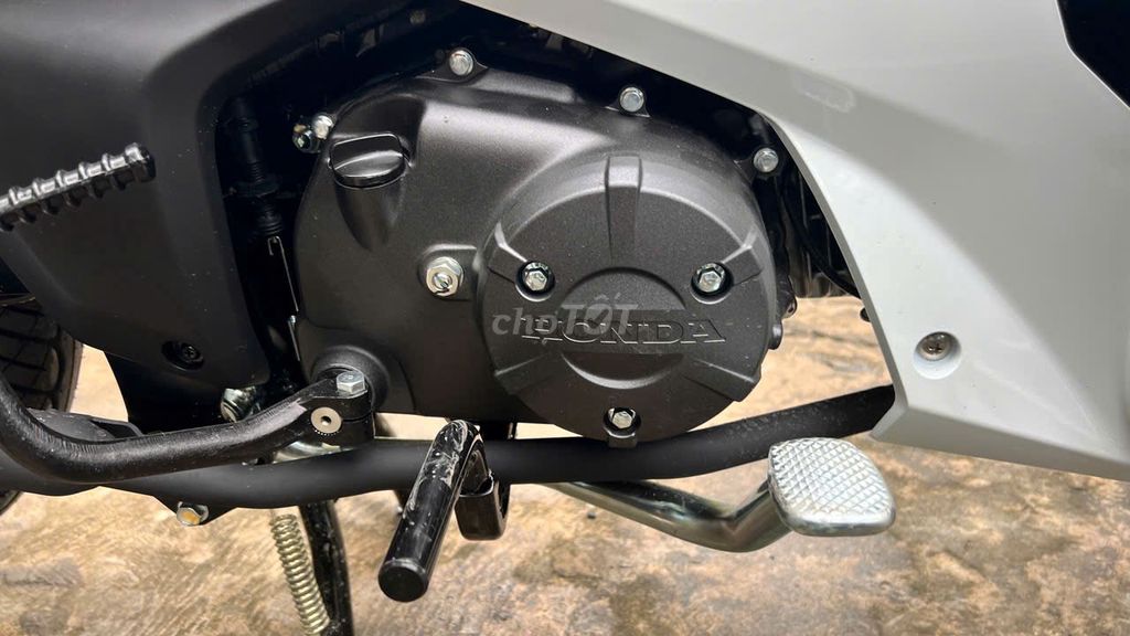 Futurre lead trắng đen mới. Mua bán Xe máy tại Thành phố Sa Đéc Đồng Tháp được đăng bởi Xe Máy 66 Đồng Tháp Giá Rẻ hình 4