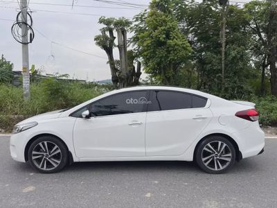 Kia Cerato 2018 1.6 Trắng