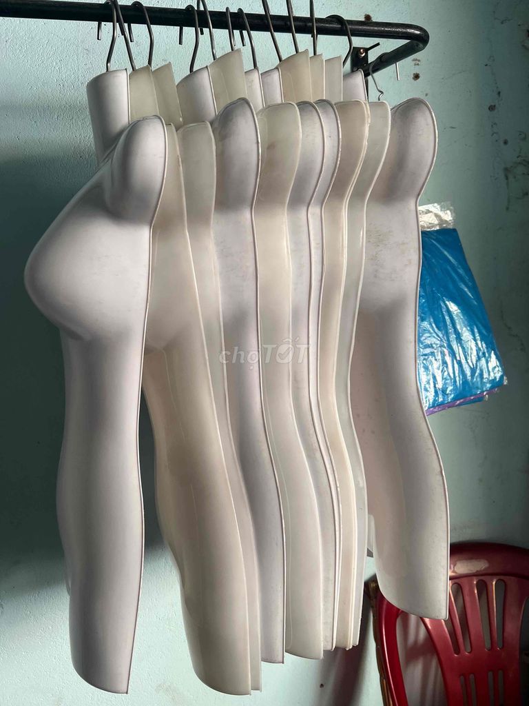 Móc treo manocanh Nữ. Mua bán Đồ chuyên dụng, Giống nuôi trồng tại Thành phố Thủ Đức Tp Hồ Chí Minh được đăng bởi Nguyễn Thị Thanh Bình hình 1