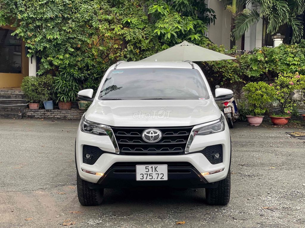 Toyota Fortuner 2.4AT 2022. Mua bán Ô tô tại Quận Tân Phú Tp Hồ Chí Minh được đăng bởi Lê Tấn Dũ hình 2