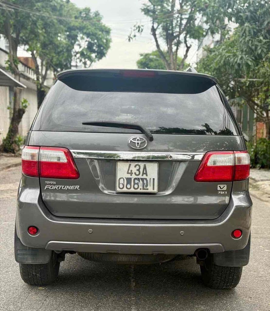 Toyota Fortuner 2010 2.7V  xe đẹp. Mua bán Ô tô tại Quận Liên Chiểu Đà Nẵng được đăng bởi toàn hình 3