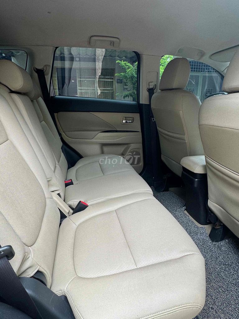Mitsubishi Outlander sx 2016 2.0 AT xe nhập nhật. Mua bán Ô tô tại Quận Tân Phú Tp Hồ Chí Minh được đăng bởi Phước đại hình 11