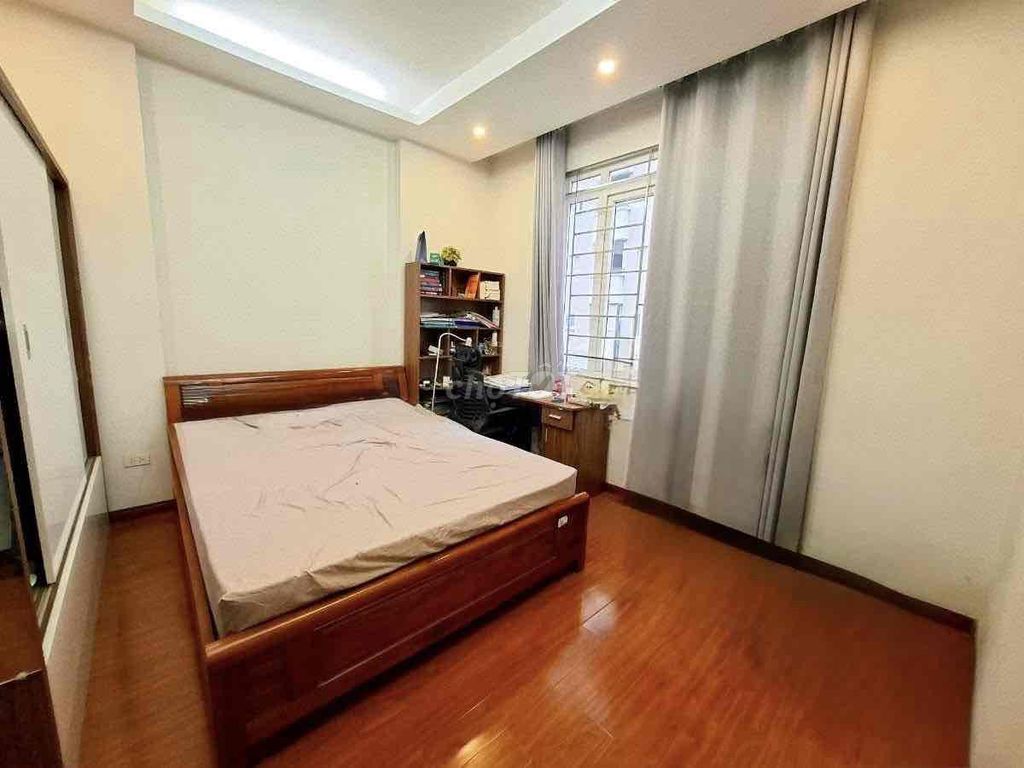 CẦU GIẤY - GARA OTO - KINH DOANH 42M HƠN 10TỶ