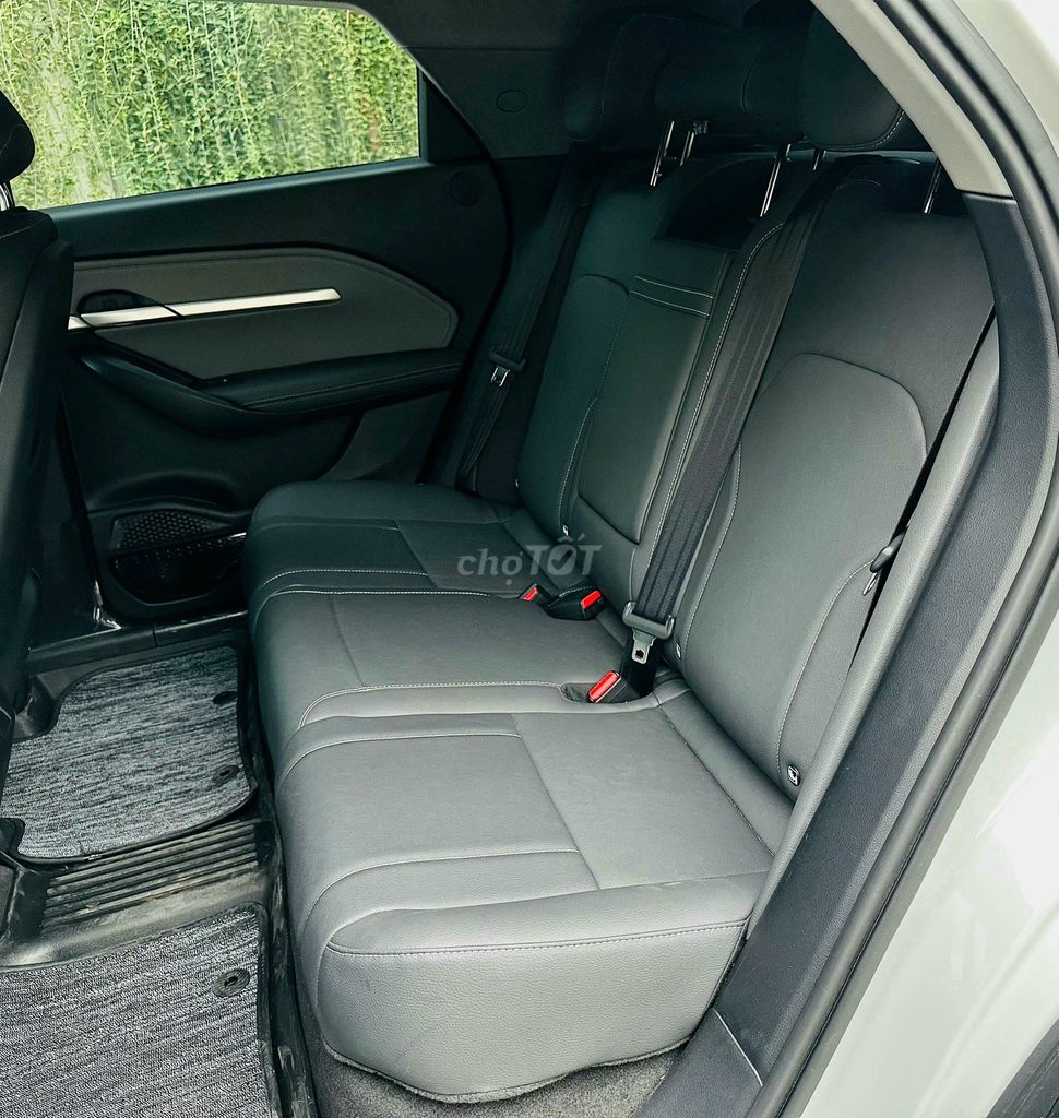 VinFast VF6 ECO 2025 Trắng. Mua bán Ô tô tại Quận Cầu Giấy Hà Nội được đăng bởi ĐẶNG QUANG HUY hình 11