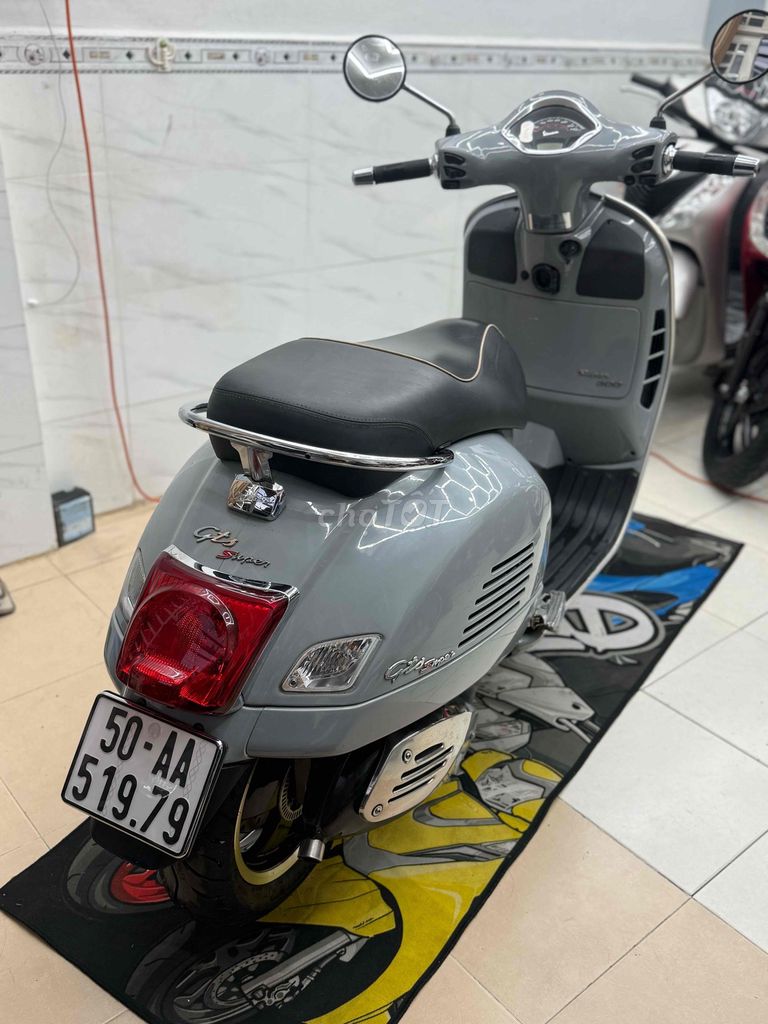 Gts300 2017 bstp chính chủ / đẹp / zin 100%. Mua bán Xe máy tại Quận Tân Phú Tp Hồ Chí Minh được đăng bởi Nguyễn thế giang hình 1