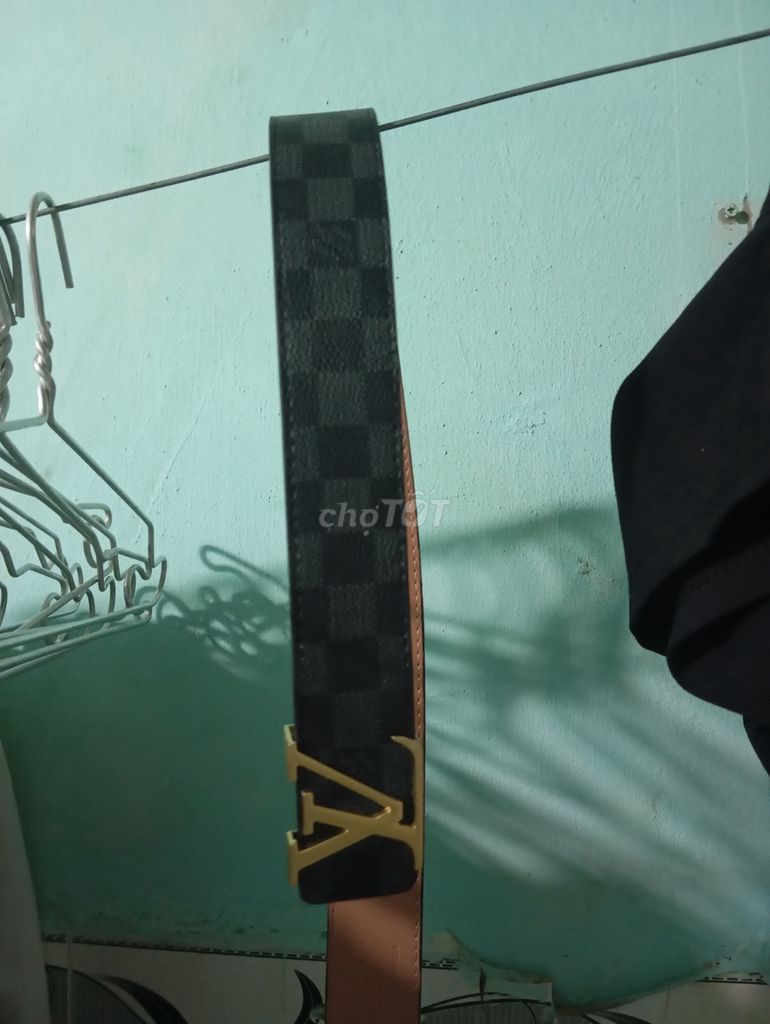 Dây nịt Louis Vuitton Nam Da Đen. Mua bán Giày dép tại Thành phố Dĩ An Bình Dương được đăng bởi Quốc khải Lê hình 1