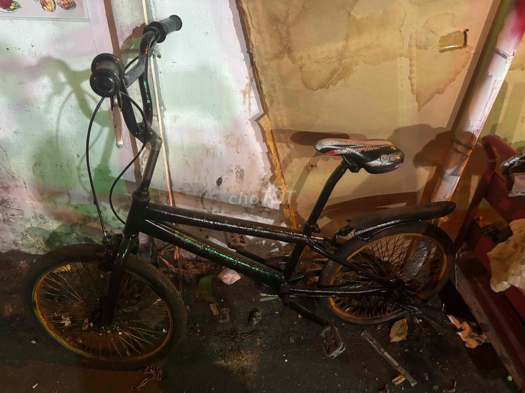 cần bán xe đạp. Mua bán Xe đạp tại Quận 6 Tp Hồ Chí Minh được đăng bởi Nguyen thuy hình 3