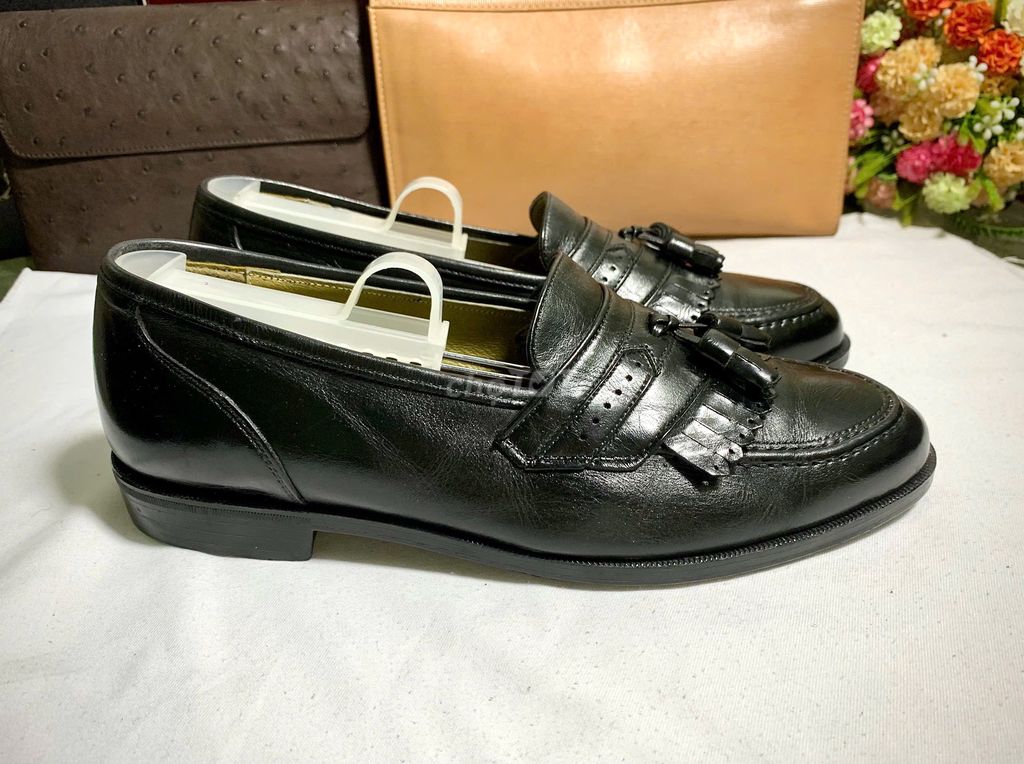 Lancel Paris size 40.5