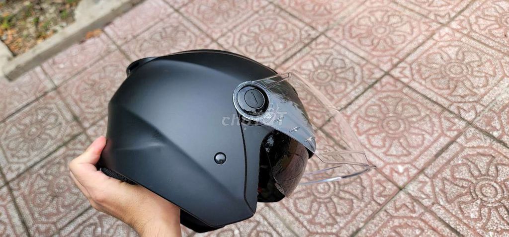 Mũ bảo hiểm 3/4 Royal - Royce. Mua bán Phụ tùng xe tại Huyện Tam Bình Vĩnh Long được đăng bởi Nguyễn Lê Hiển hình 5