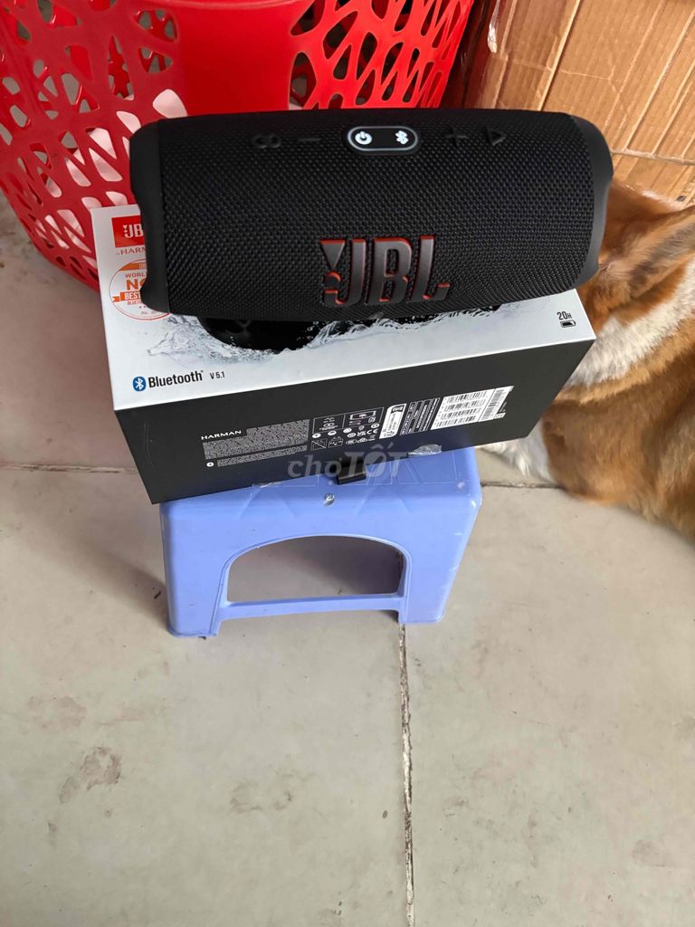 Loa Bluetooth JBL C5 Đen mới 99,9 %. Mua bán Tivi, Âm thanh tại Quận 4 Tp Hồ Chí Minh được đăng bởi phuc munh hình 1