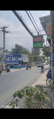 Bán nhà mặt tiền đường Bùi Công Trừng