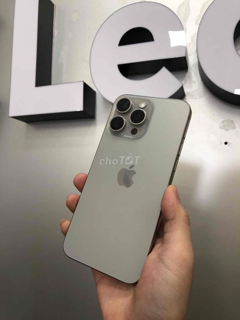 Apple iPhone 15ProMax 256GB Q.tế Mỹ. Mua bán Điện thoại tại Thành phố Thủ Dầu Một Bình Dương được đăng bởi iPhong bán iPhone hình 1