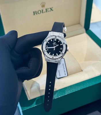 hublot classic fusion 33 black pave. Mua bán Đồng hồ tại Quận 3 Tp Hồ Chí Minh được đăng bởi Anh Đức