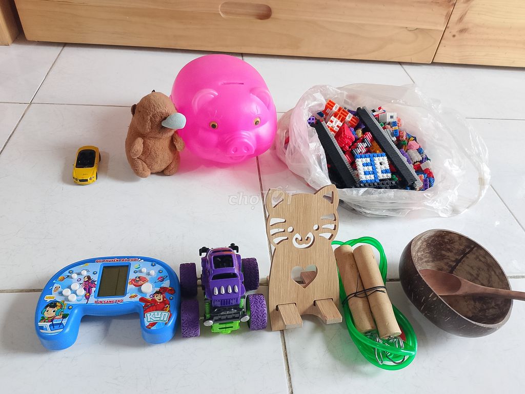 Bán đồ chơi trẻ em