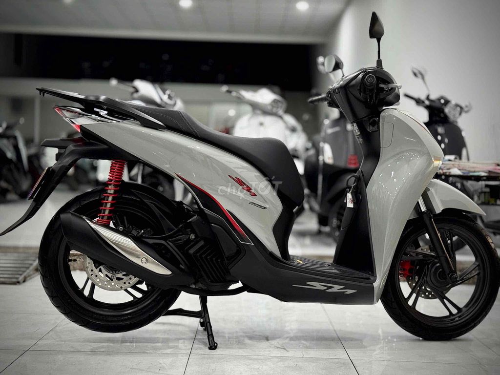 Sh160i 2023 ABS Odo8k Lướt chính chủ 🔥🔥. Mua bán Xe máy tại Thị xã Phú Mỹ Bà Rịa - Vũng Tàu được đăng bởi Cửa Hàng Xe Máy Phú Mỹ hình 9