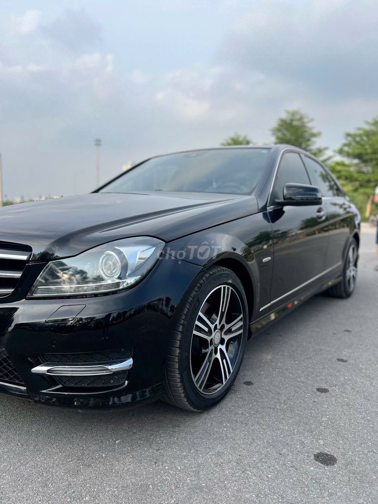 Mercedes Benz C -200 CGI Blue Effiencieny đặc biệt. Mua bán Ô tô tại Quận Thanh Xuân Hà Nội được đăng bởi Vạn Phát  Auto hình 11