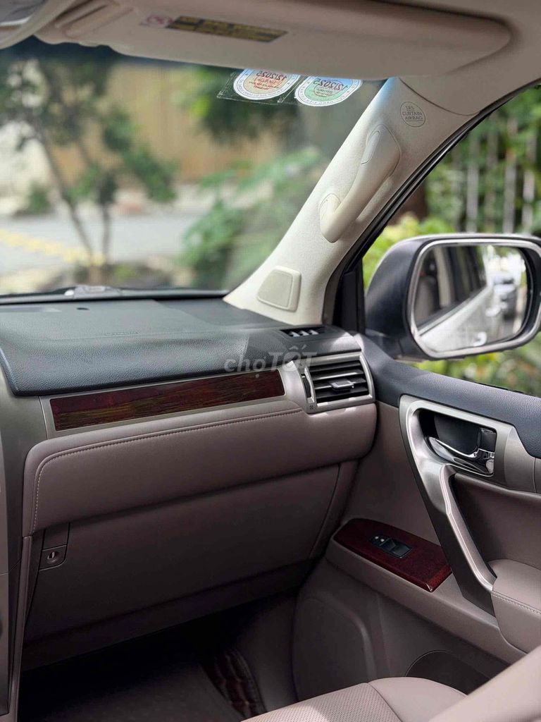 Lexus GX 2015 460 - 160000 km. Mua bán Ô tô tại Quận 7 Tp Hồ Chí Minh được đăng bởi Cường Lục hình 12