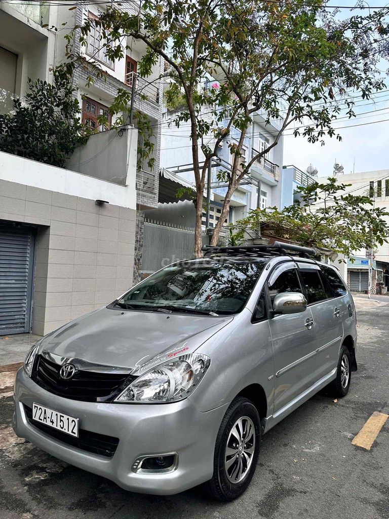 Toyota Innova 2010 G - 254000 km