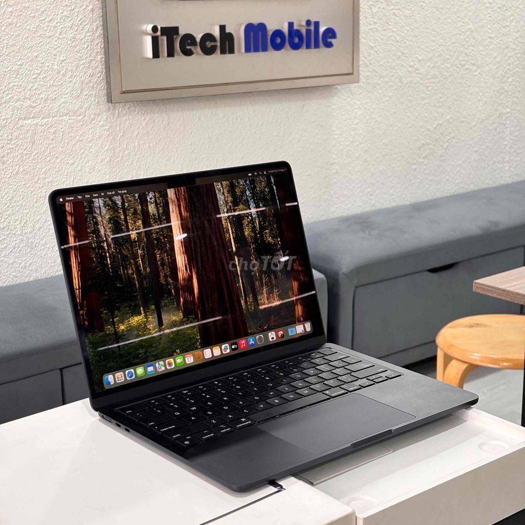 Macbook Air M2 16GB/256GB Midnight Fullbox 09/2026. Mua bán Laptop tại Quận Tân Bình Tp Hồ Chí Minh được đăng bởi Hồ Nghĩa hình 1