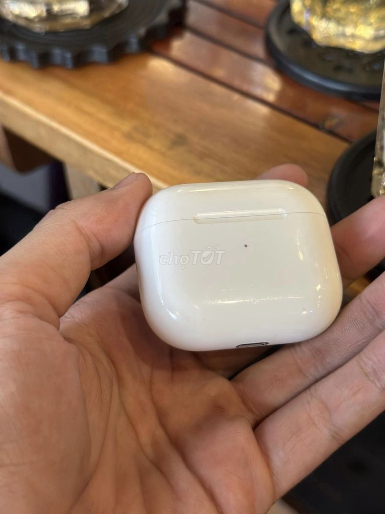 Bán tai nghe airpod 3 mua tại FPT shop ít dùng