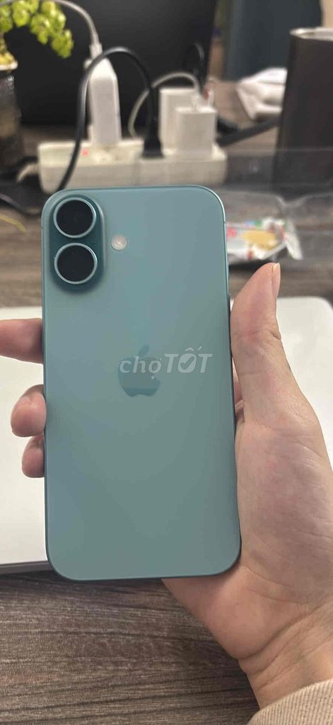 Apple iPhone 16 128GB Xanh Đã dùng. Mua bán Điện thoại tại Quận Cầu Giấy Hà Nội được đăng bởi Công Tuyền hình 1