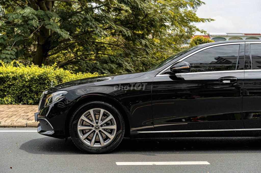 Bán Mẹc E200 Model 2019 đẳng cấp doanh nhân. Mua bán Ô tô tại Quận 7 Tp Hồ Chí Minh được đăng bởi tuấn anh hình 16