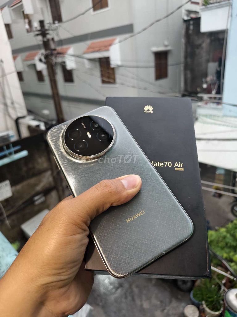 Huawei Mate 70 Air 512GB Xám. Mua bán Điện thoại tại Quận 5 Tp Hồ Chí Minh được đăng bởi thanh liêm hình 1