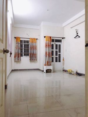 Room 25 m² · Đường Lạc Long Quân