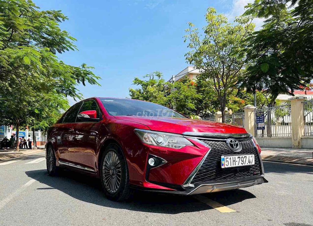 Toyota Camry 2016 2.5Q Đỏ. Mua bán Ô tô tại Huyện Hóc Môn Tp Hồ Chí Minh được đăng bởi Thanh Tuấn hình 1