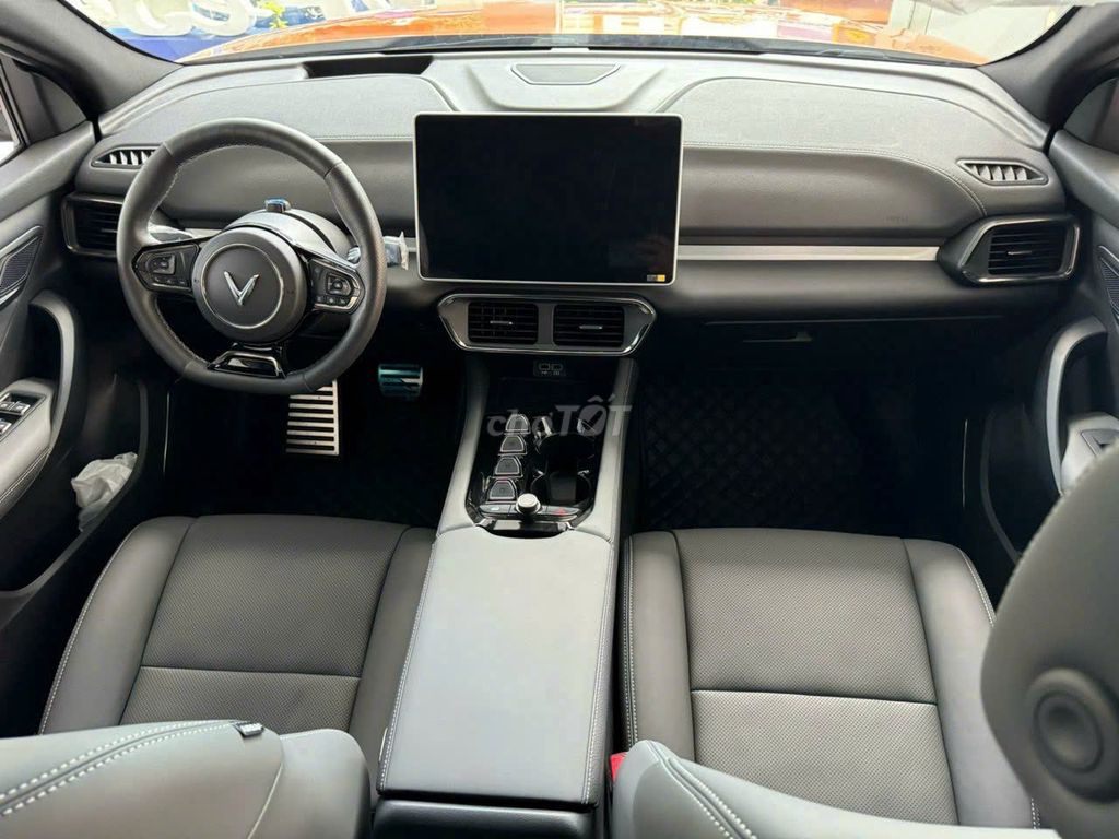 VinFast VF8 Eco 2023 CATL-Rất Mới -Tại GF D1. Mua bán Ô tô tại Thành phố Thủ Đức Tp Hồ Chí Minh được đăng bởi VINFAST SÀI GÒN hình 4