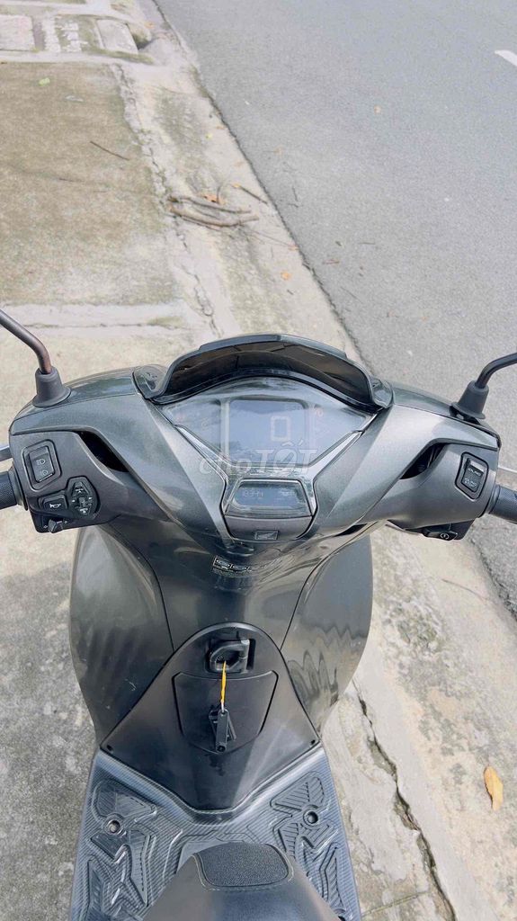 125 abs 2021. Mua bán Xe máy tại Thị xã Bến Cát Bình Dương được đăng bởi xe máy trả góp tín nghĩa  hình 3