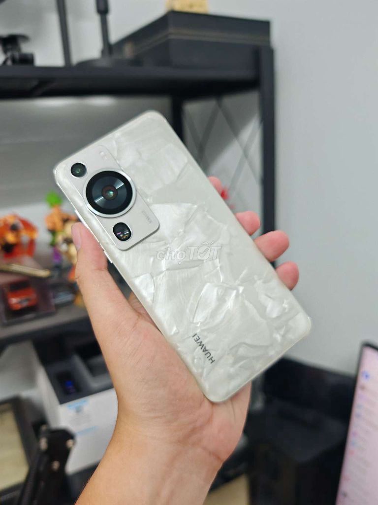 Huawei P60 Pro 256GB Trắng ngọc trai Like New. Mua bán Điện thoại tại Quận 12 Tp Hồ Chí Minh được đăng bởi Hoang hình 1