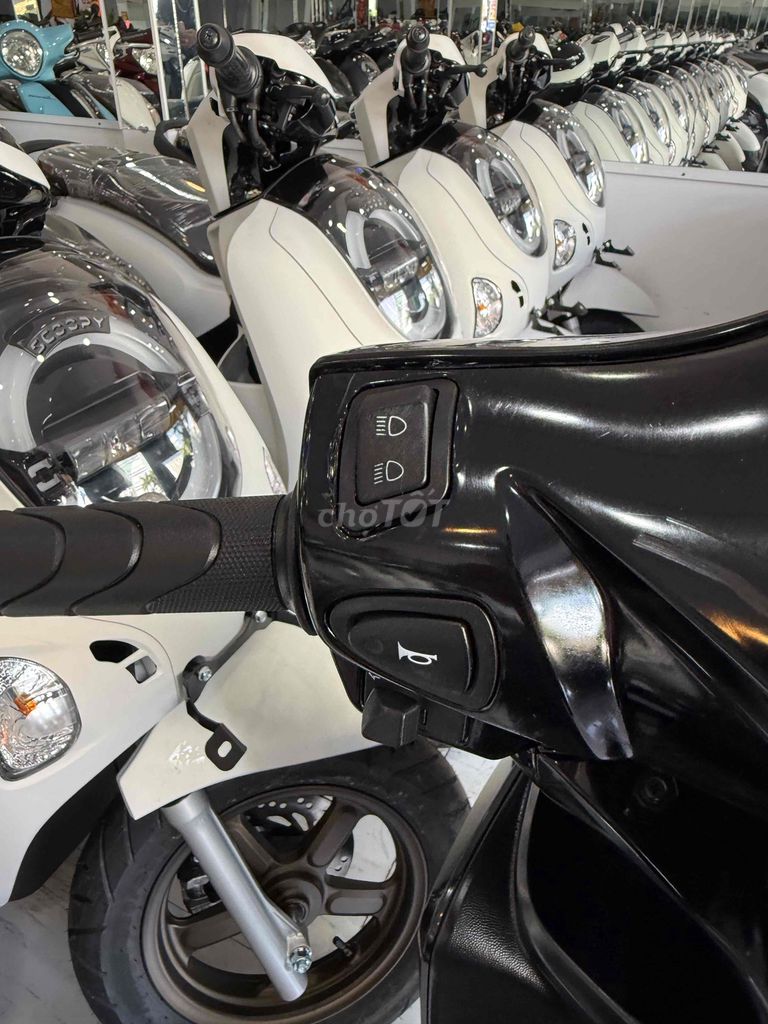 VISION 2015. Zin Cọp. Odo Thấp. Máy Zin Cực Êm. Mua bán Xe máy tại Thành phố Rạch Giá Kiên Giang được đăng bởi XE MÁY CŨ TÂN 128 hình 9