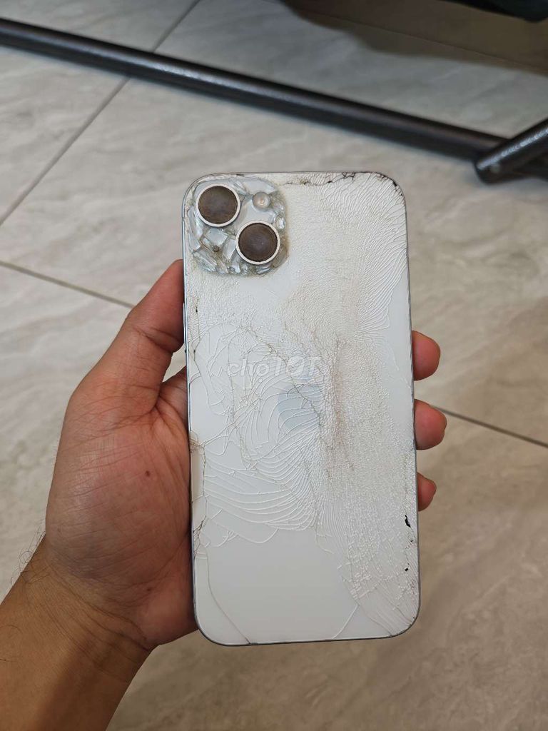 Apple iPhone 15 Plus Trắng Đã dùng. Mua bán Điện thoại tại Huyện Bình Chánh Tp Hồ Chí Minh được đăng bởi Thái Nhọ hình 1