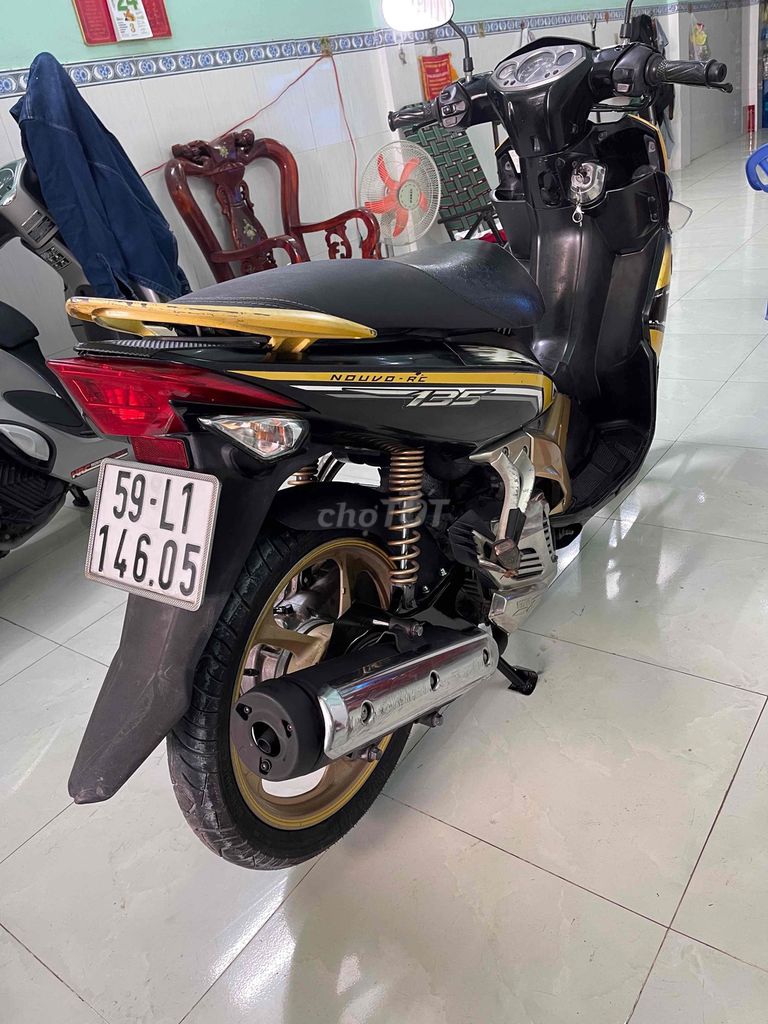 Yamaha nouvo 4 RC 2011. Mua bán Xe máy tại Quận 6 Tp Hồ Chí Minh được đăng bởi a tỷ hình 4
