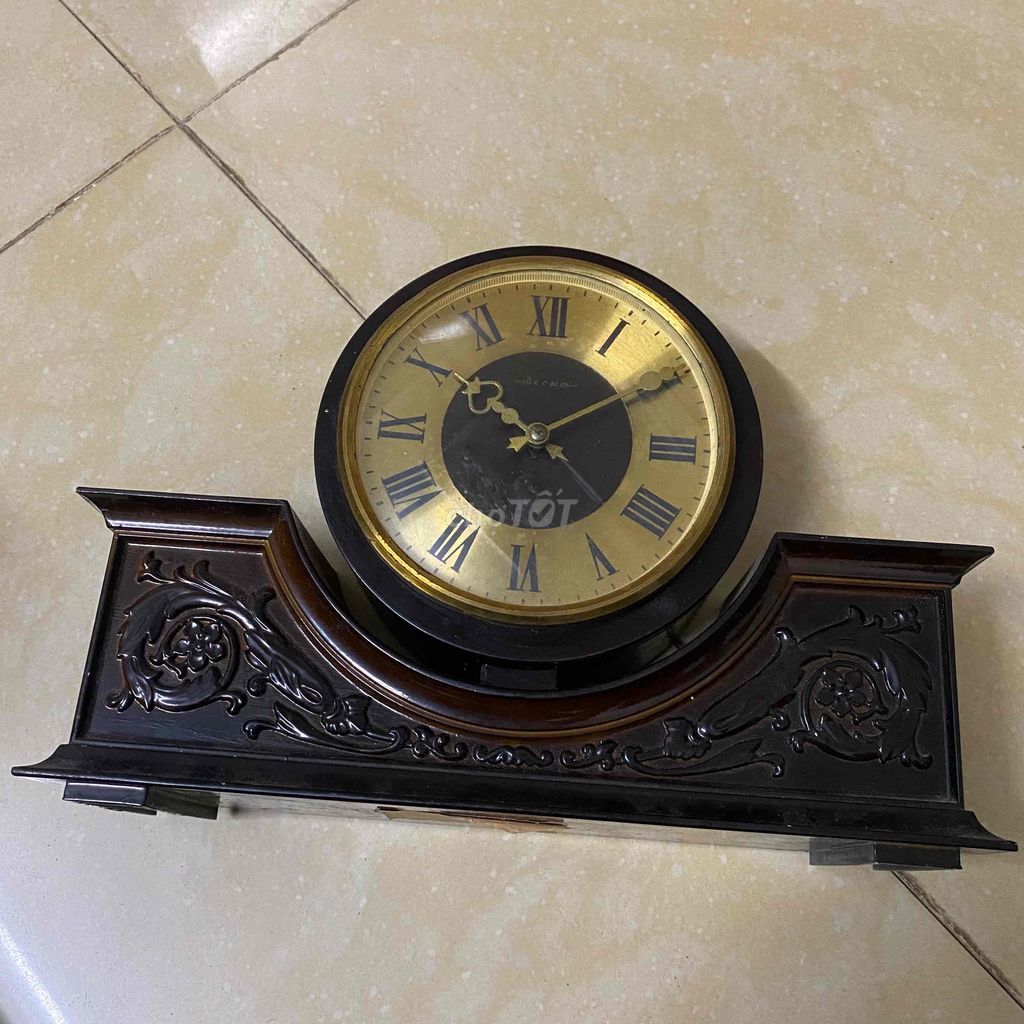 Đồng hồ cổ để bàn thời Liên Xô Becha
