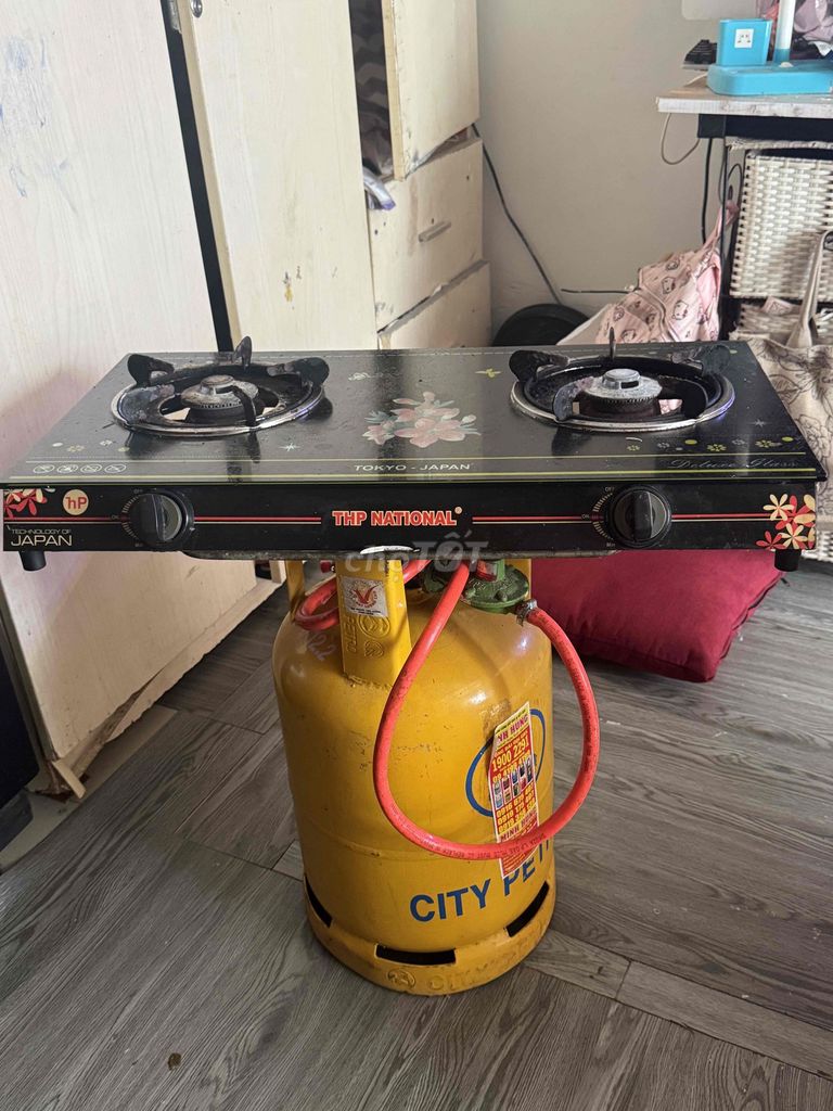 dư sài bán nhanh bộ bếp + bình ga vàng. Mua bán Bếp, lò, đồ điện nhà bếp tại Quận Tân Phú Tp Hồ Chí Minh được đăng bởi Maccarecenter phong maccare   hình 1