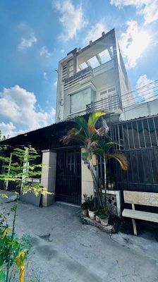 Bán nhà Đình Phong Phú • Hẻm XH • 3 Tầng • 91m2 • 4PN • Sổ hoàn công.