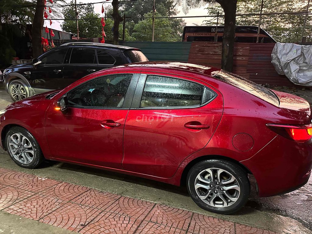 Mazda2 2019 Luxury - chính chủ cần bán. Mua bán Ô tô tại Quận Hai Bà Trưng Hà Nội được đăng bởi Nguyễn Xuân Hùng hình 3