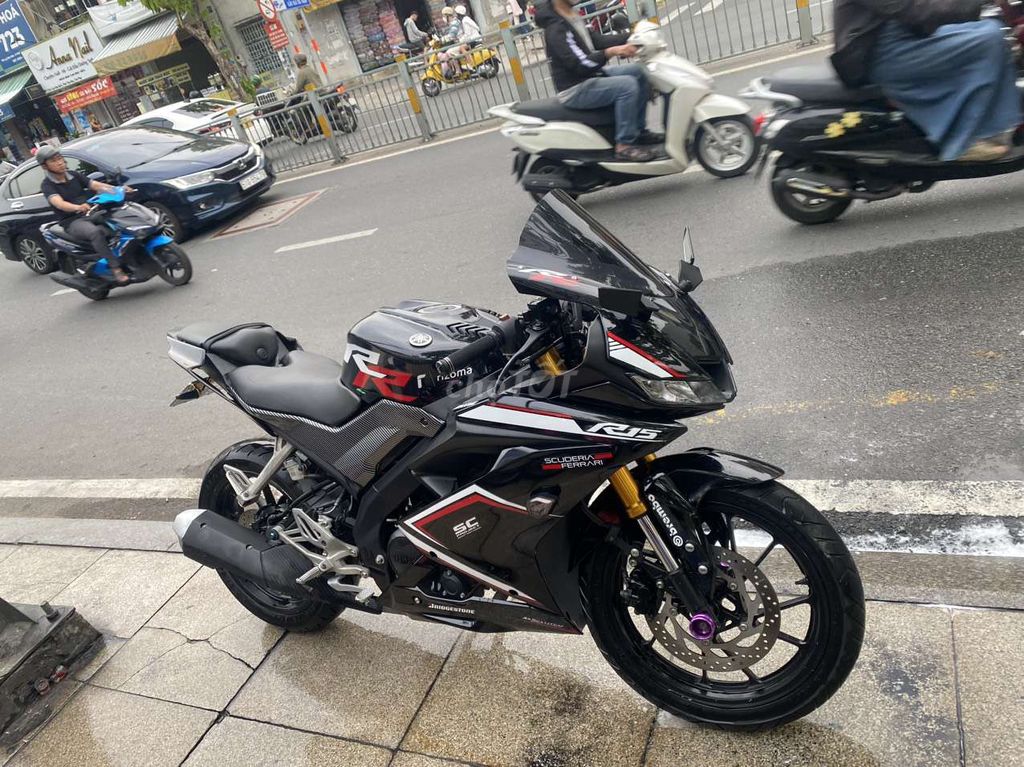 Yamaha r15 v3 2021 mới 90% biển số 81