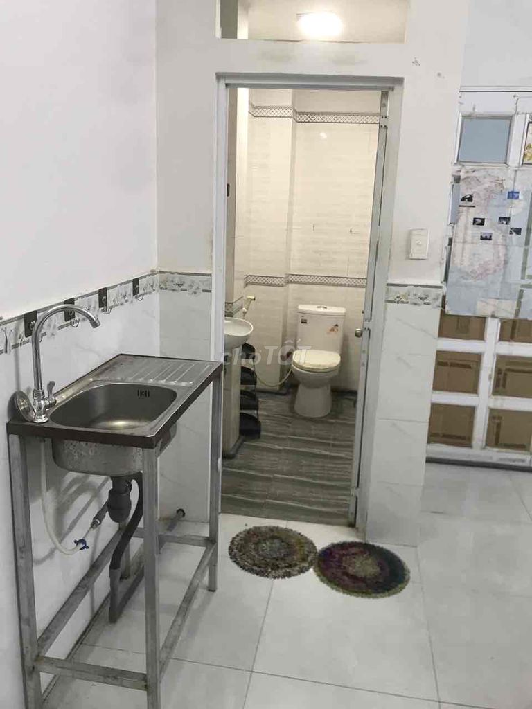 Просторная чистая комната 25м2 в районе Тен Луа, Бинь Тан
