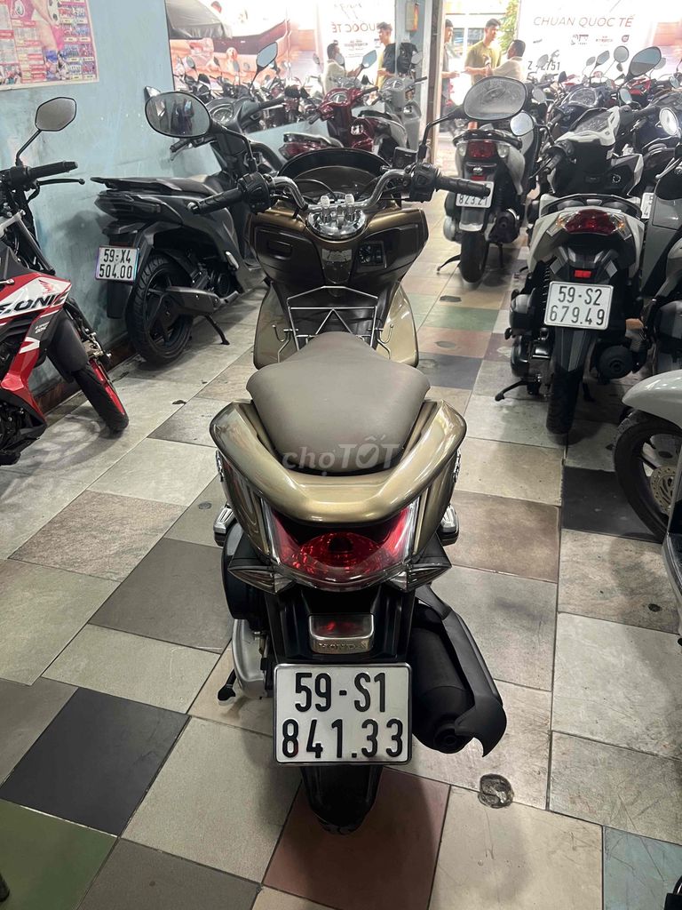 mới về (PCX) màu cánh dám xe zin nguyên chiếc ac. Mua bán Xe máy tại Quận Phú Nhuận Tp Hồ Chí Minh được đăng bởi CuBi Thanh Sơn hình 6