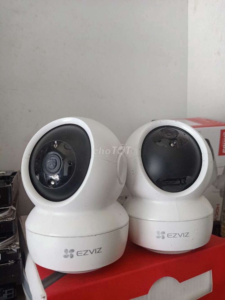 Camera ezviz xoay 360