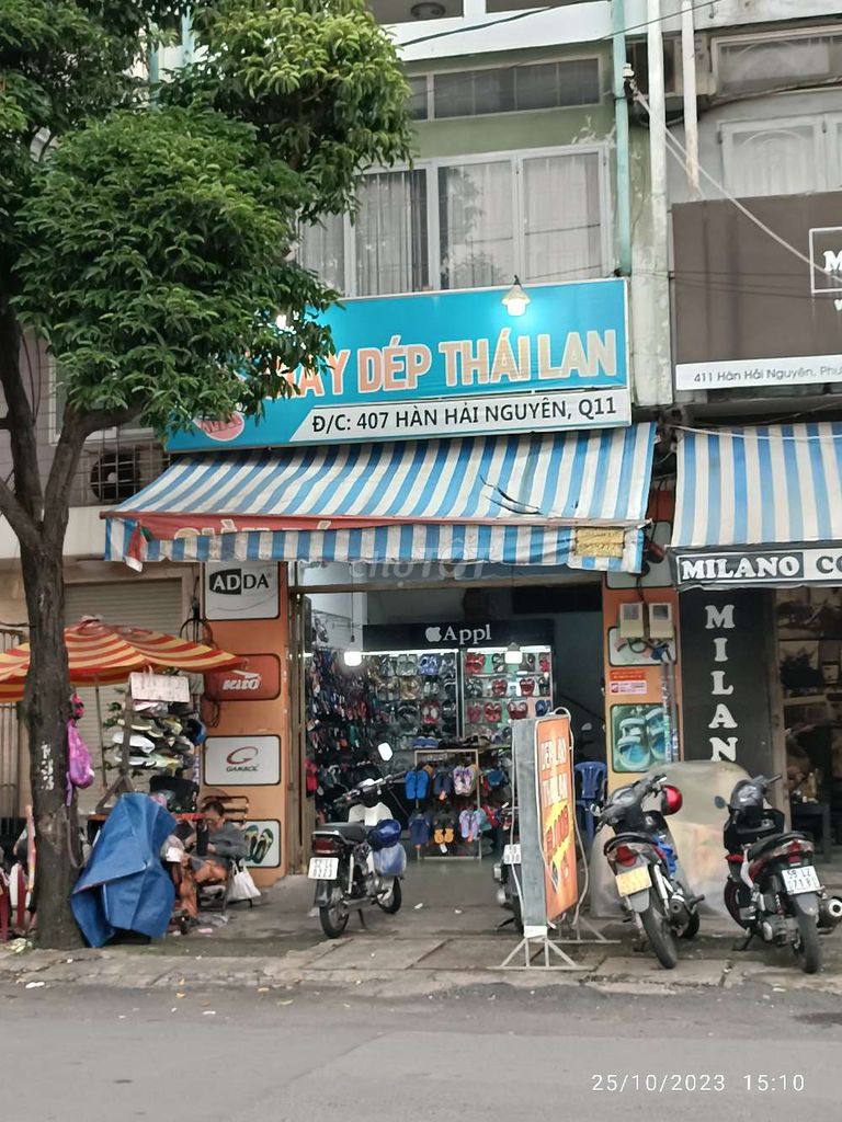 Tuyển Nữ nhân viên Bán Hàng