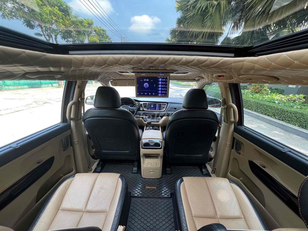 Kia Sedona 2016 3.3L GATH - 80000 km. Mua bán Ô tô tại Thành phố Dĩ An Bình Dương được đăng bởi Dương hình 18