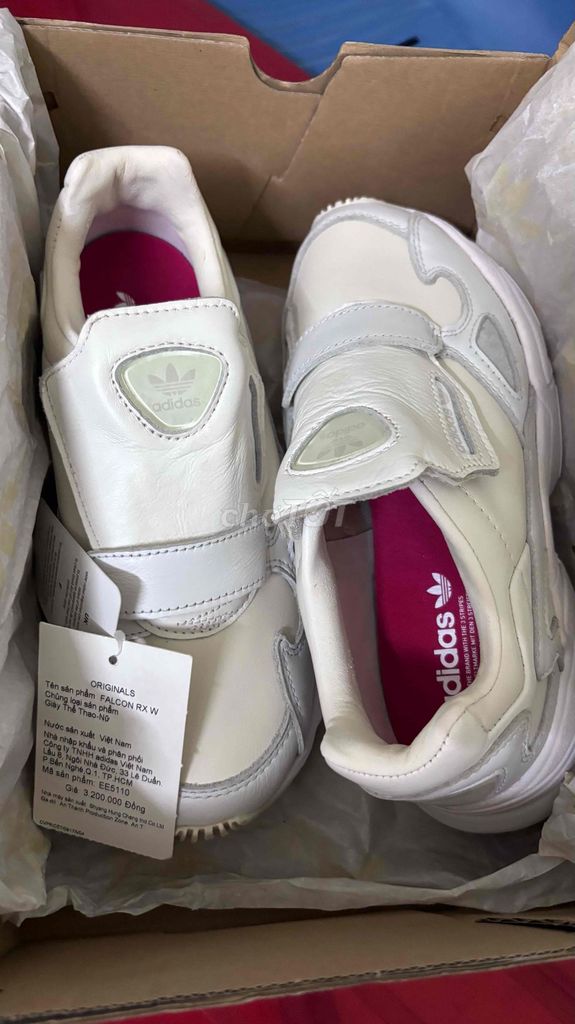Giày thể thao Adidas Falcon RX W Nữ. Mua bán Giày dép tại Thành phố Dĩ An Bình Dương được đăng bởi Ngô Văn Tiến hình 1