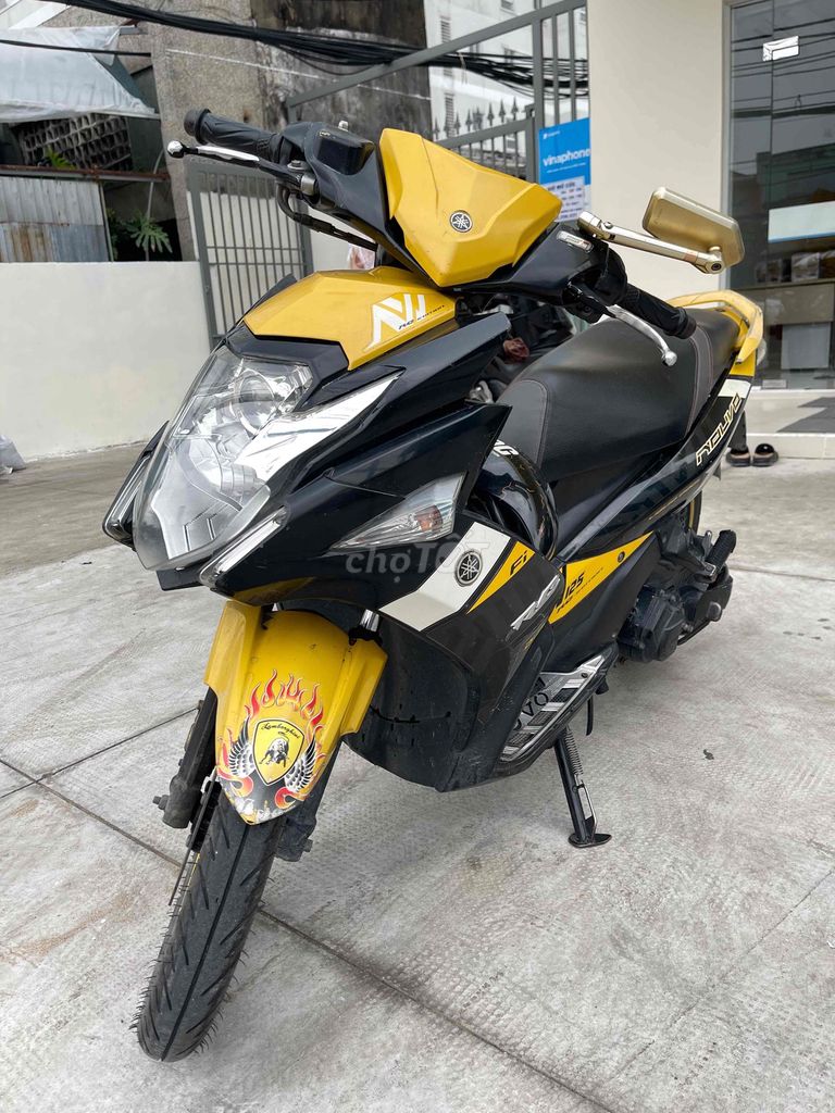Yamaha Nouvo Желтый, Черный Скутер